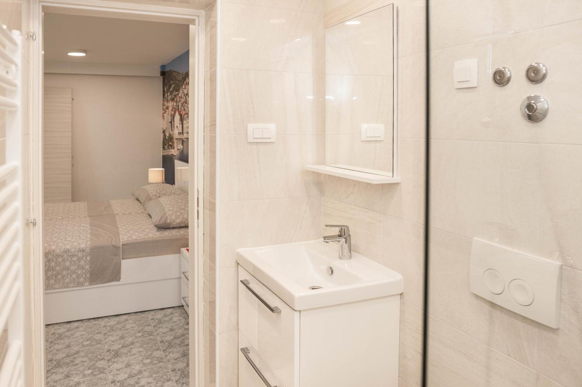 Apartments Majic 2 Đảo Hvar Ngoại thất bức ảnh